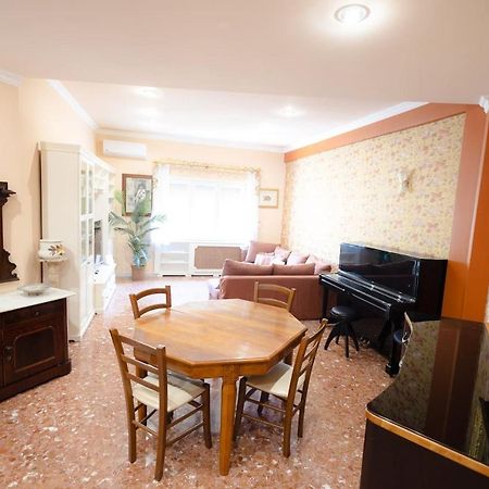 La Casa Di Daniela Apartment Лидо ди Остия Екстериор снимка