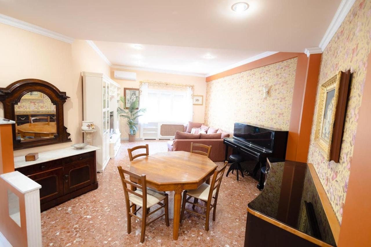 La Casa Di Daniela Apartment Лидо ди Остия Екстериор снимка